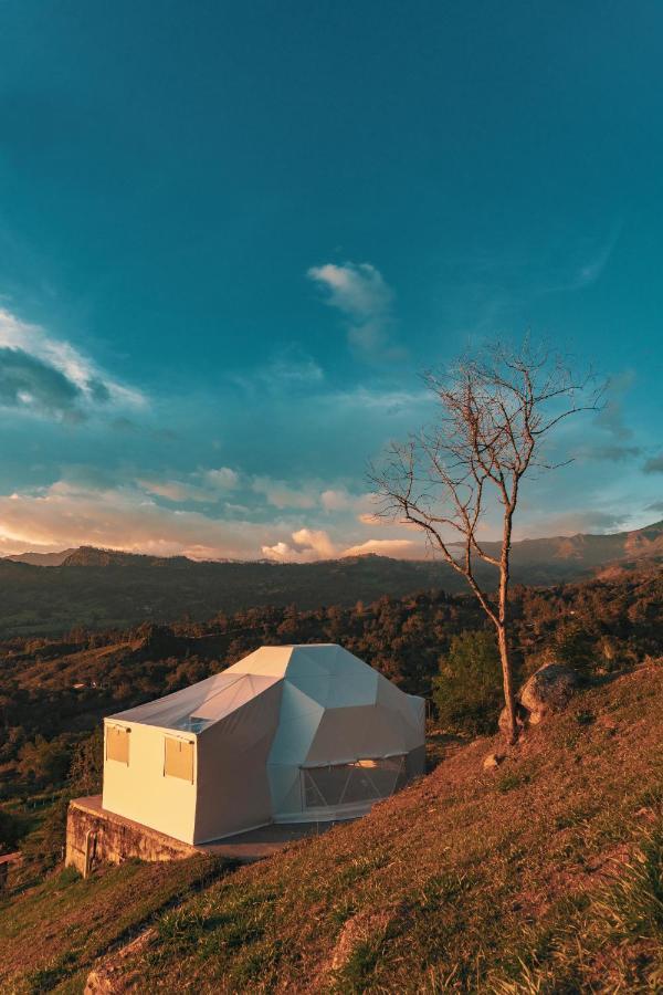 Guaia Terra Glamping Hotel Pacho Bagian luar foto